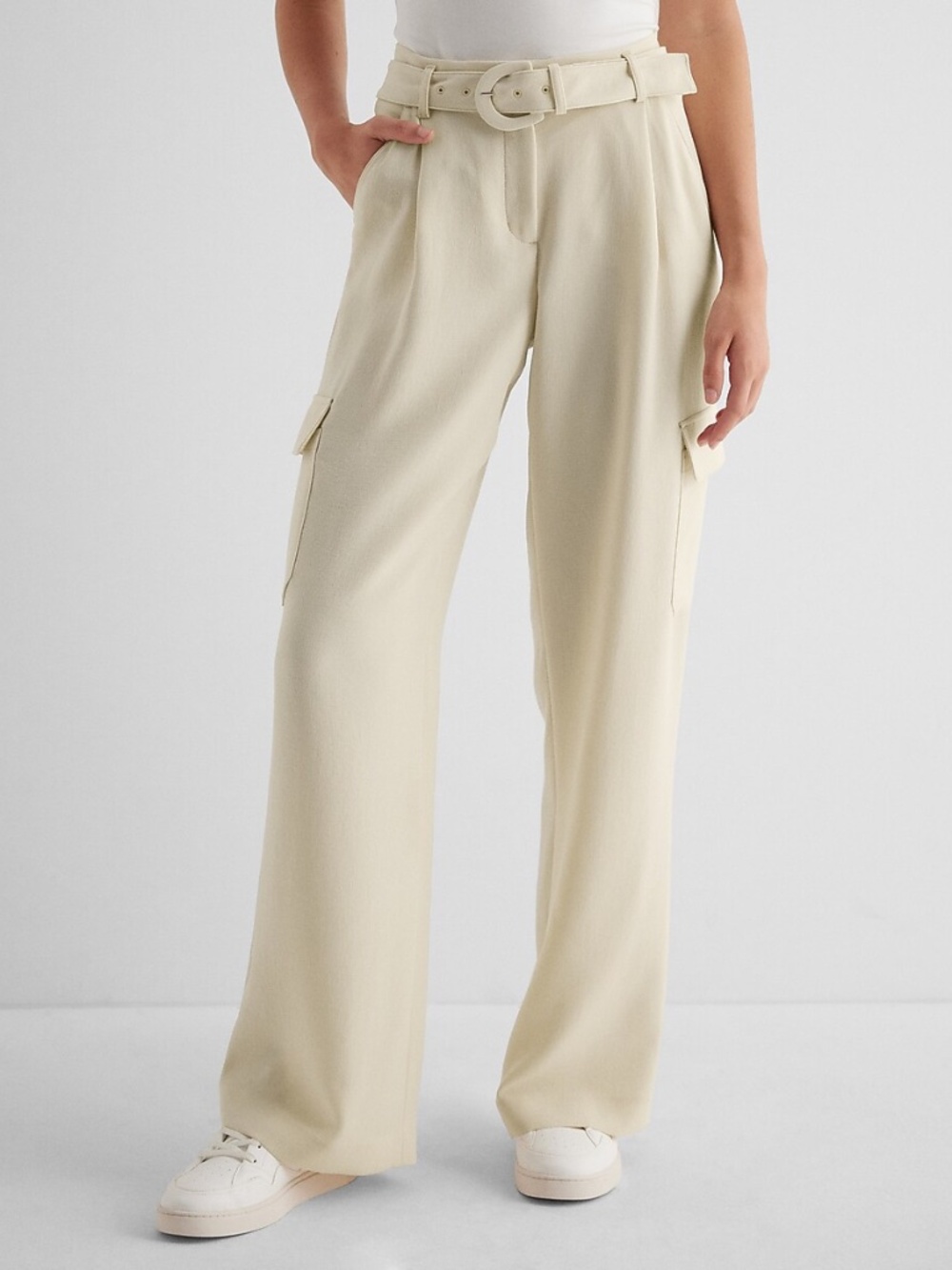 Express Double breasted suit. Ivory, size L Jacket, 14R Pant - Picture 2 of 6